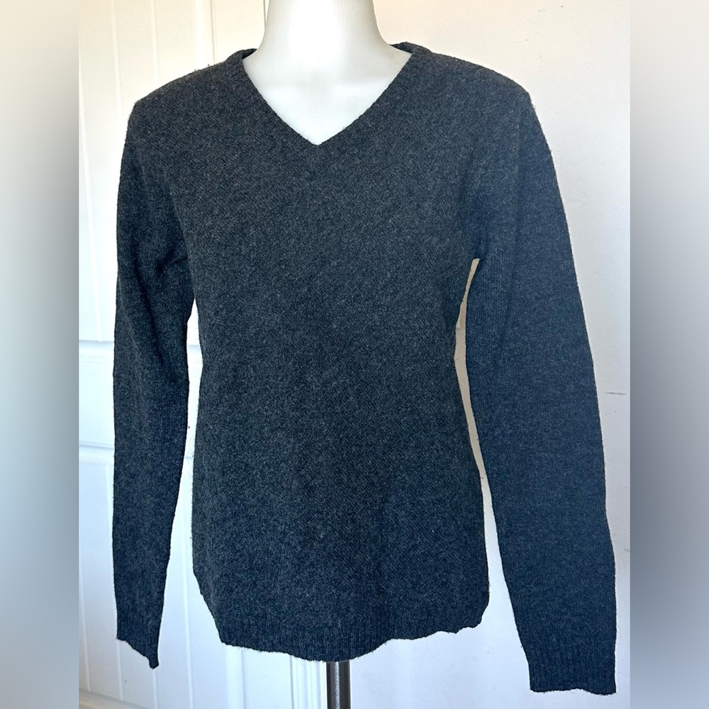 DKNY Lambswool Gray Sweater